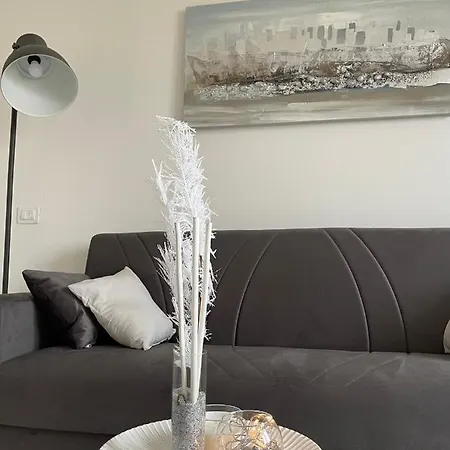 Affitta Tra Mari E Monti アパート チェチナ