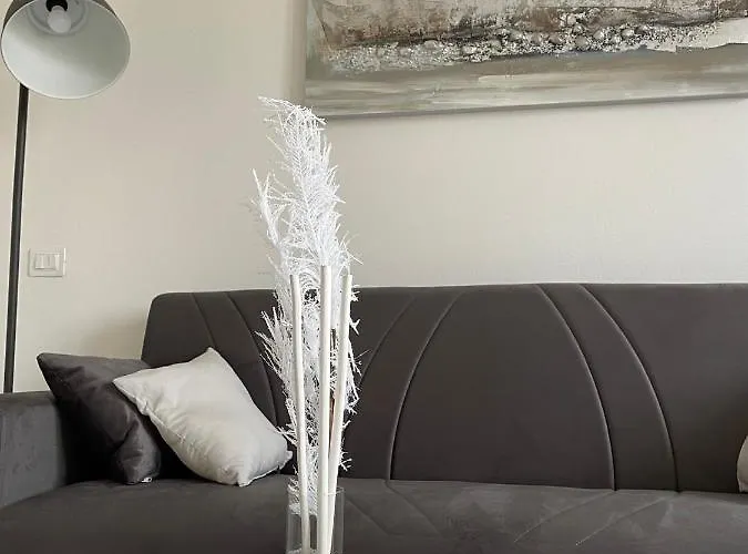 Affitta Tra Mari E Monti アパート チェチナ